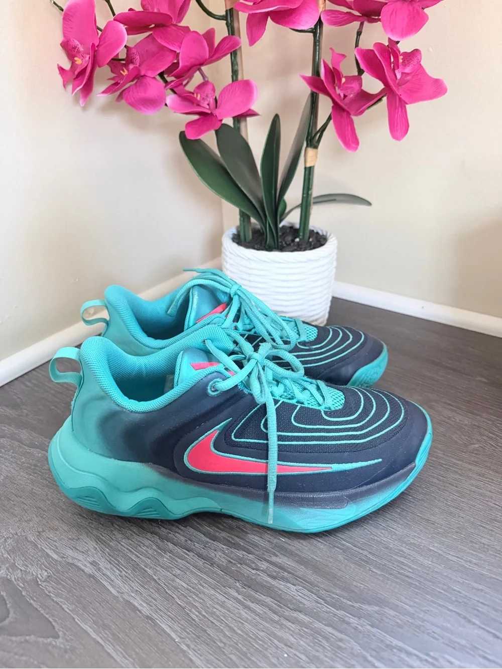 Nike Kids Teal and Navy Sneakers with Pink Swoosh